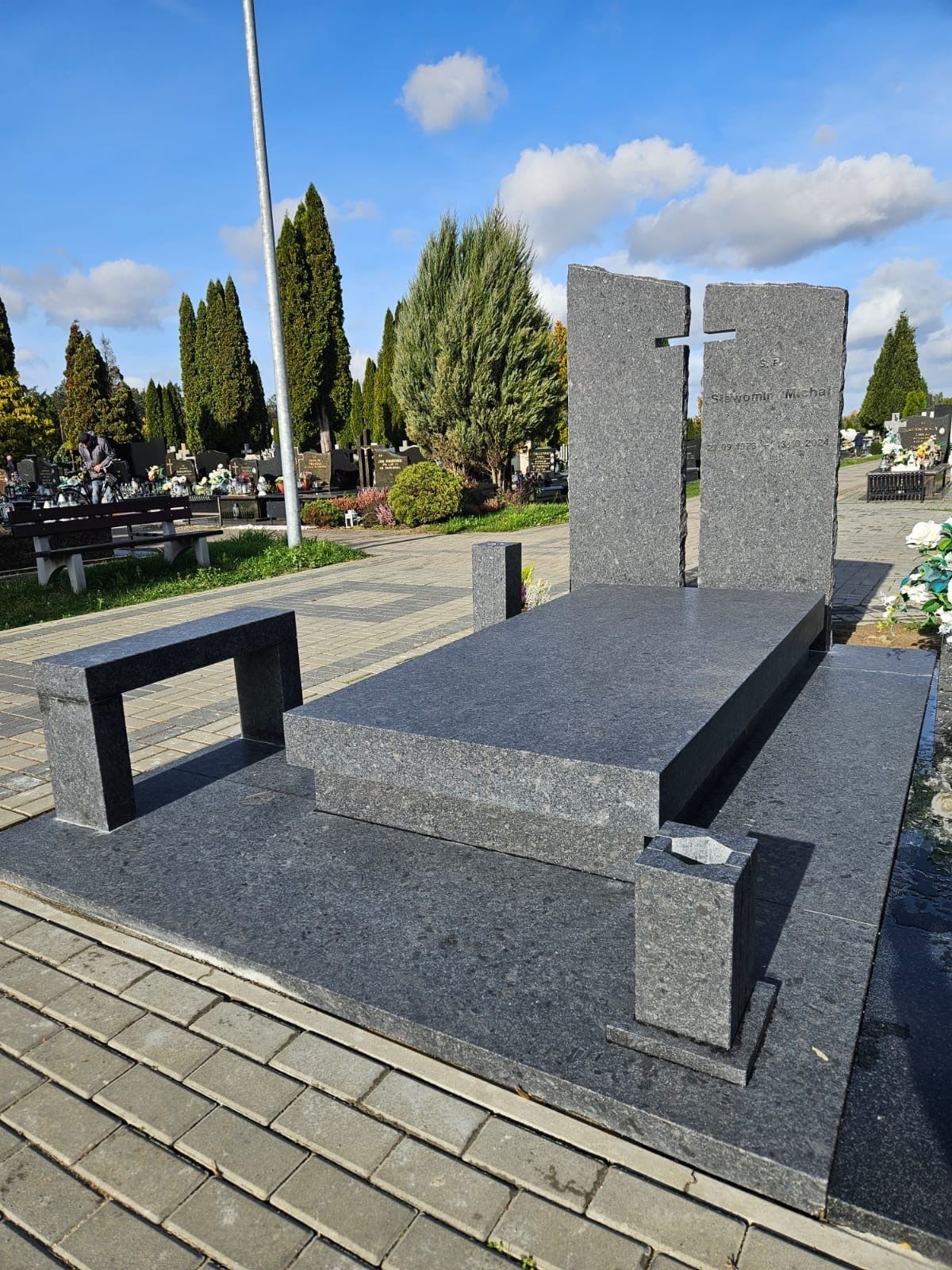 Nagrobki - 3bbf7ab4 048f 439d bf23 df3b9099405a 