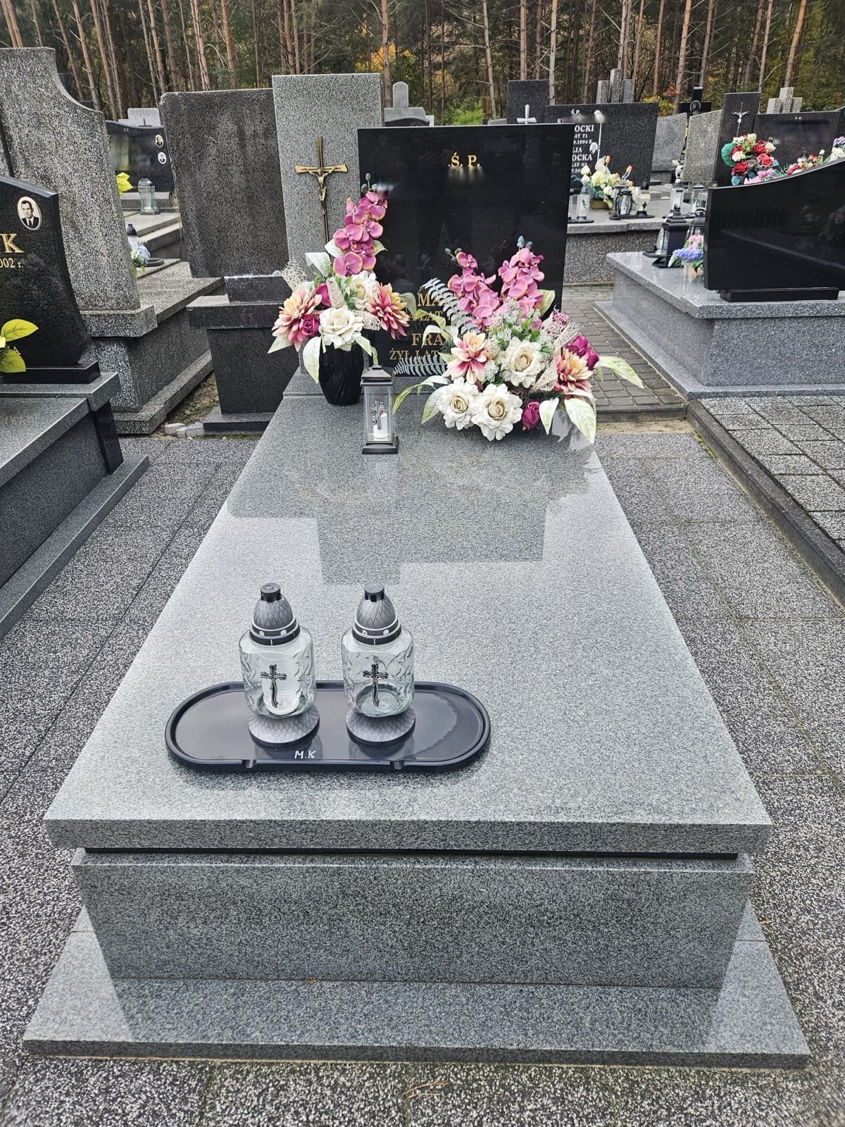 Nagrobki - 91d83694 dc50 46ae 9a8f 29f48a60dab0 